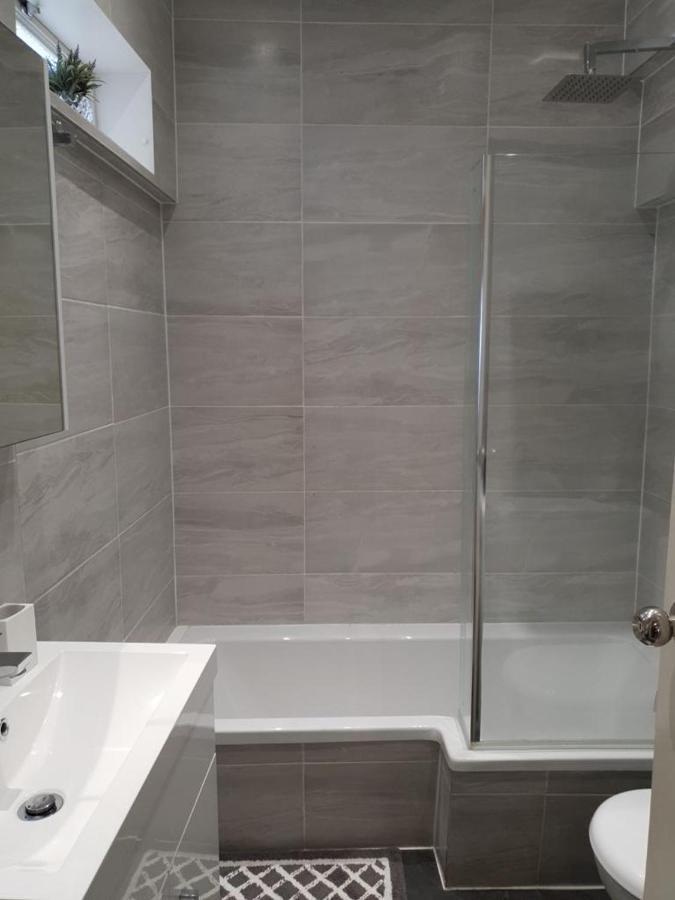 Star London Brent Street Cosy 1-bed Hideaway *